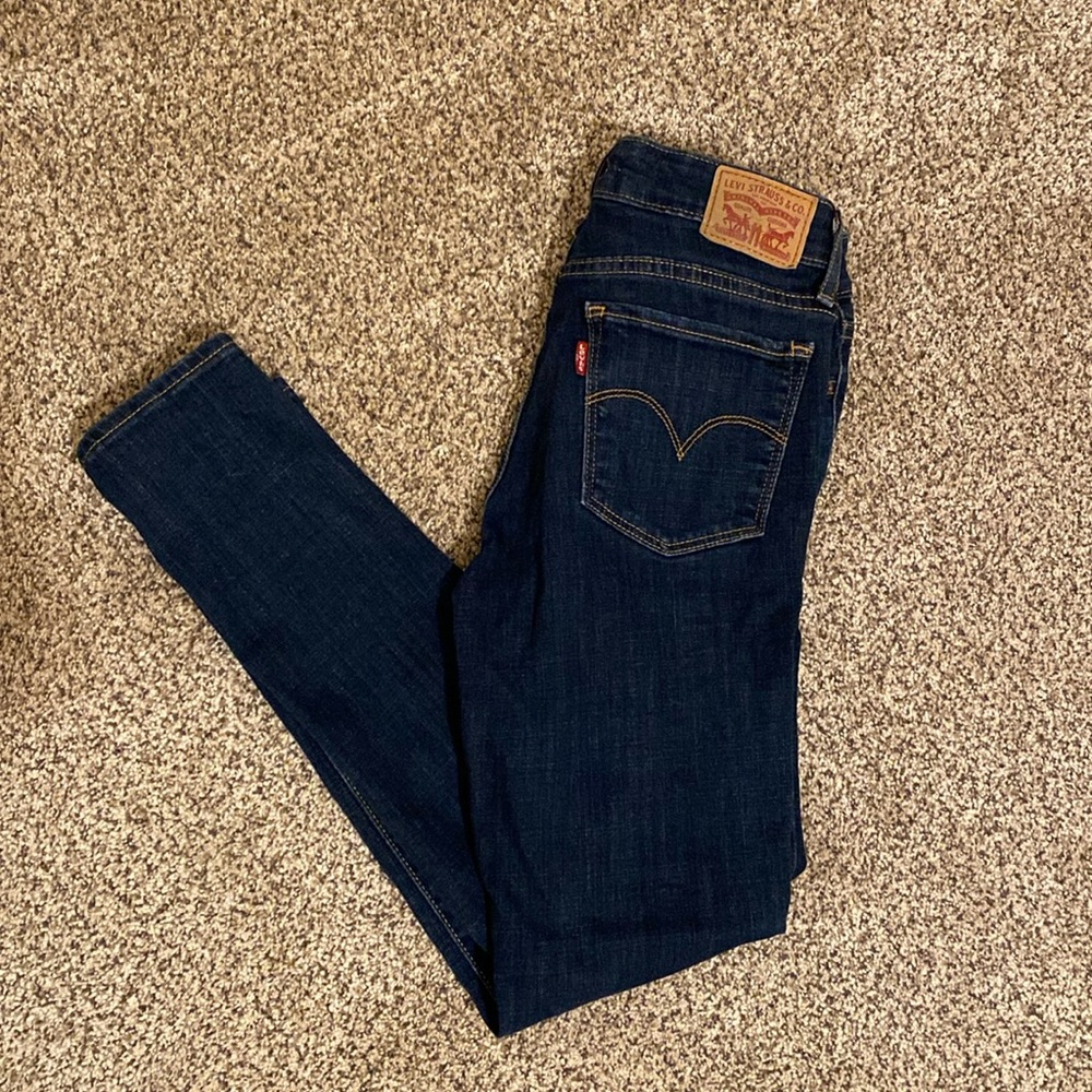 Womens Levi Strauss 711 dark blue skinny jeans